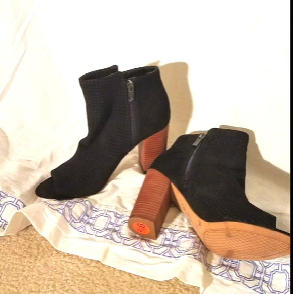 Jessica Simpson Black Open Toe Bootie 9.5 Nwot - Picture 2 of 16